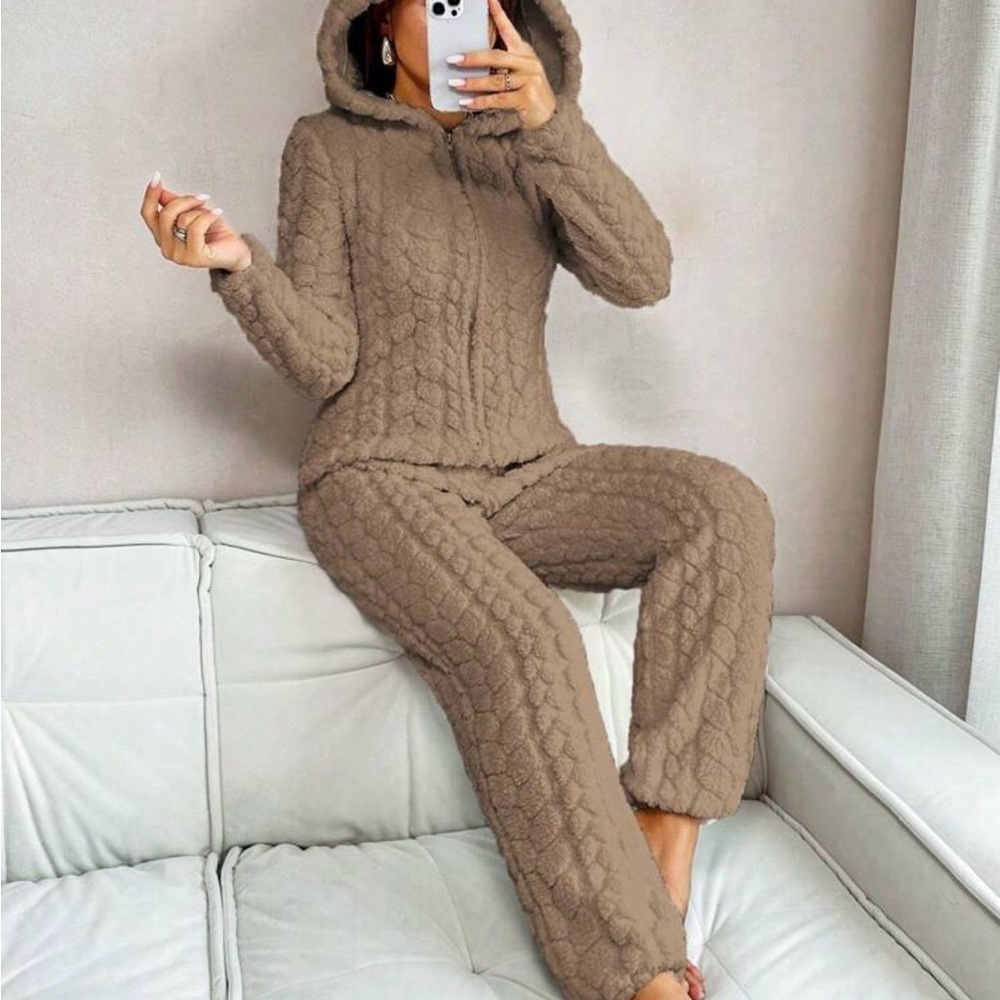 Cozy Tan Textured Jumpsuit - Picture 3 of 3